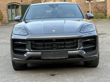 PORSCHE Cayenne E-Hybrid Coupe SPORTDESIGN-PAKET 22 ZOLL