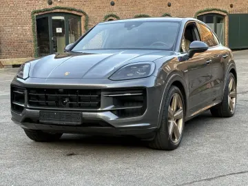 PORSCHE Cayenne E-Hybrid Coupe SPORTDESIGN-PAKET 22 ZOLL