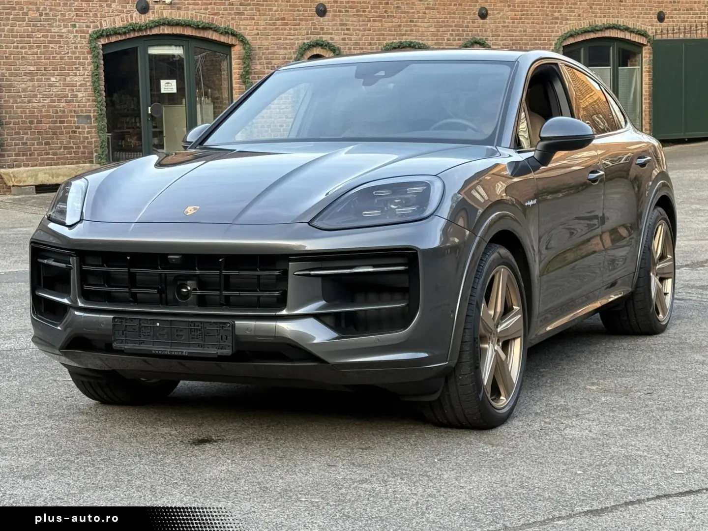 PORSCHE Cayenne E-Hybrid Coupe SPORTDESIGN-PAKET 22 ZOLL