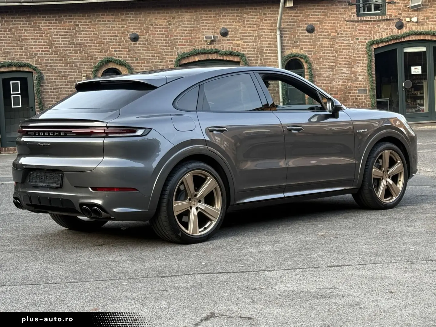 PORSCHE Cayenne E-Hybrid Coupe SPORTDESIGN-PAKET 22 ZOLL