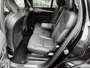 VOLVO XC90 Core AWD MHEV 7 Locuri