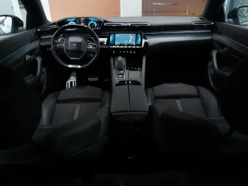 Peugeot GT line 508 Plug-In Hybrid 180 e-EAT8
