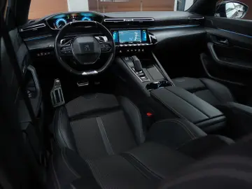 Peugeot GT line 508 Plug-In Hybrid 180 e-EAT8