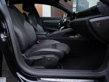 Peugeot GT line 508 Plug-In Hybrid 180 e-EAT8