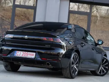 Peugeot GT line 508 Plug-In Hybrid 180 e-EAT8