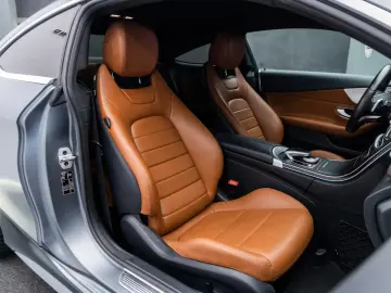 Mercedes-Benz C250 d Coupe • Diesel • Automat • LED • Keyles