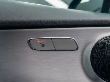 Mercedes-Benz C250 d Coupe • Diesel • Automat • LED • Keyles