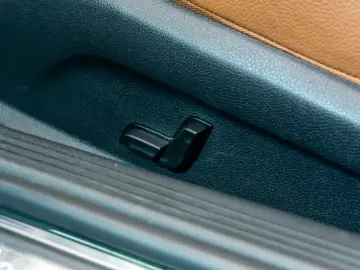 Mercedes-Benz C250 d Coupe • Diesel • Automat • LED • Keyles