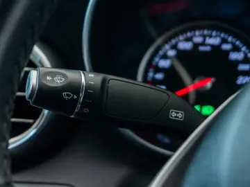 Mercedes-Benz C250 d Coupe • Diesel • Automat • LED • Keyles