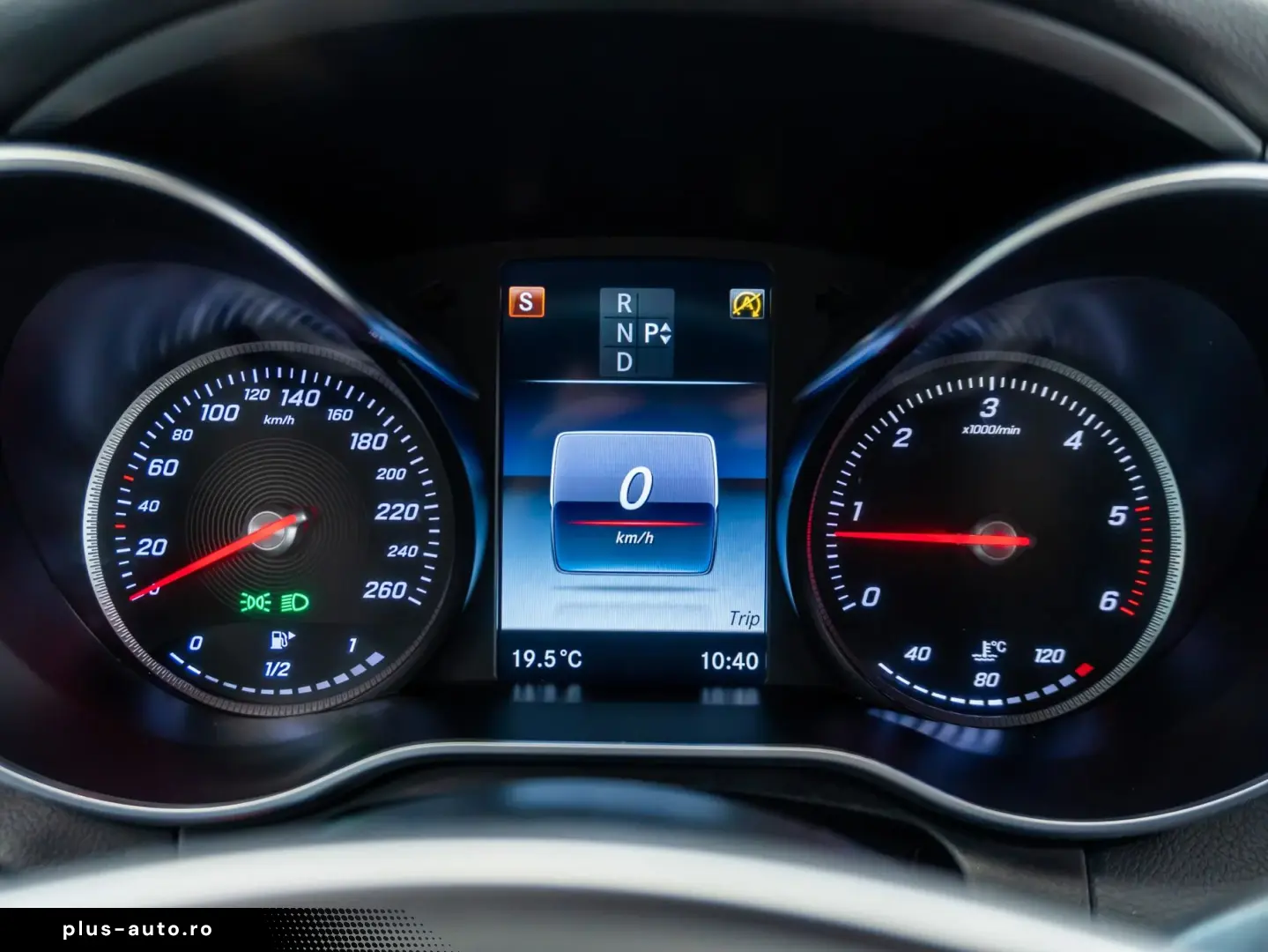 Mercedes-Benz C250 d Coupe • Diesel • Automat • LED • Keyles