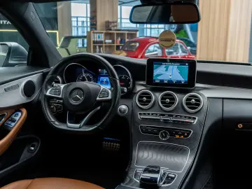 Mercedes-Benz C250 d Coupe • Diesel • Automat • LED • Keyles