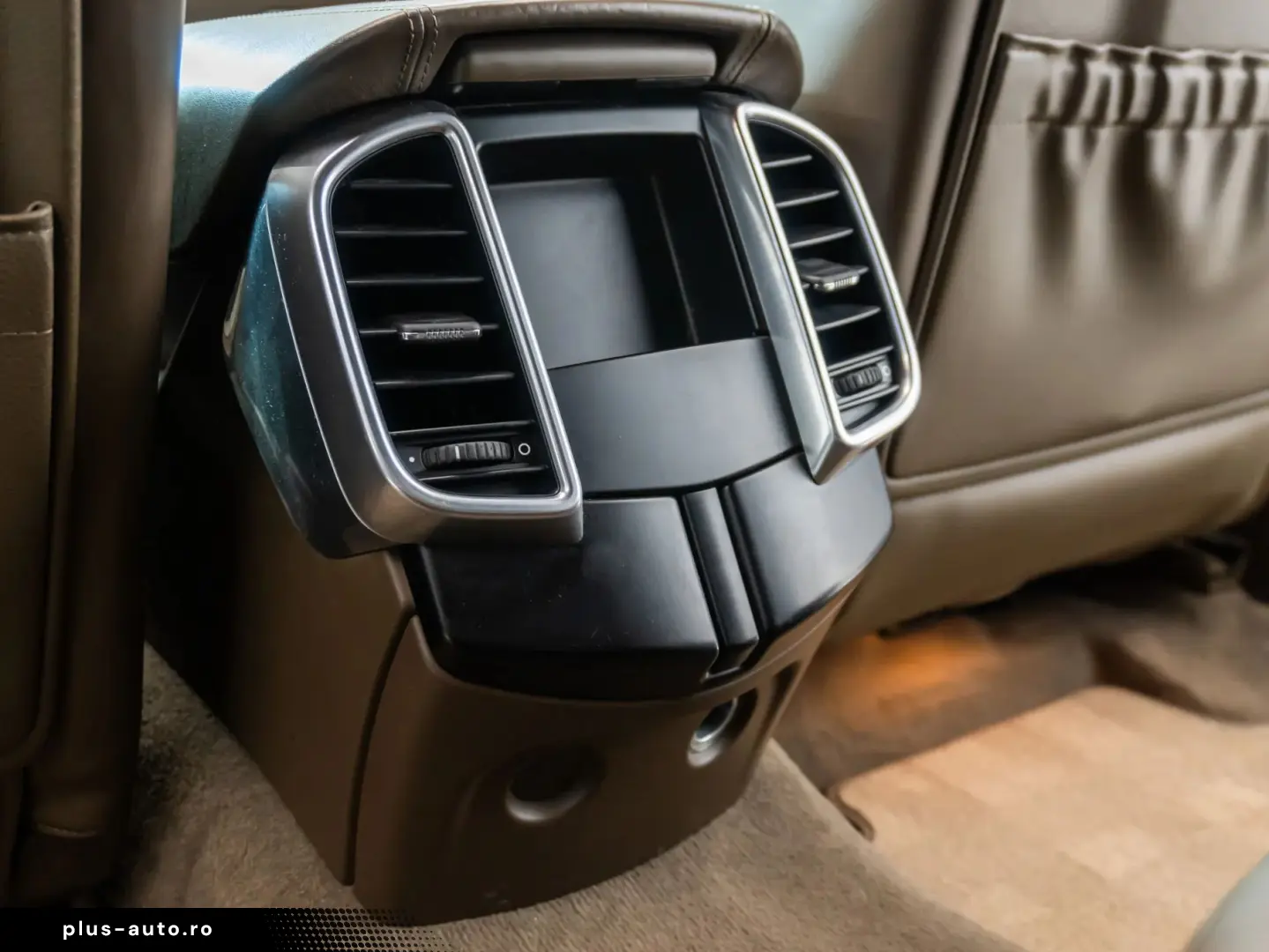 Porsche Cayenne 3.0 Diesel 2013 • Diesel • Automat • LED • N