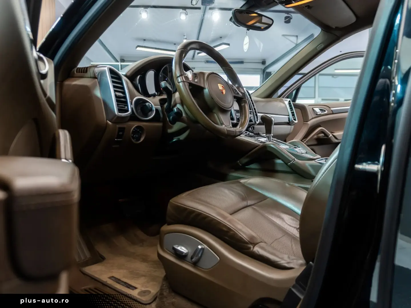 Porsche Cayenne 3.0 Diesel 2013 • Diesel • Automat • LED • N