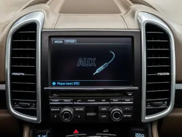 Porsche Cayenne 3.0 Diesel 2013 • Diesel • Automat • LED • N