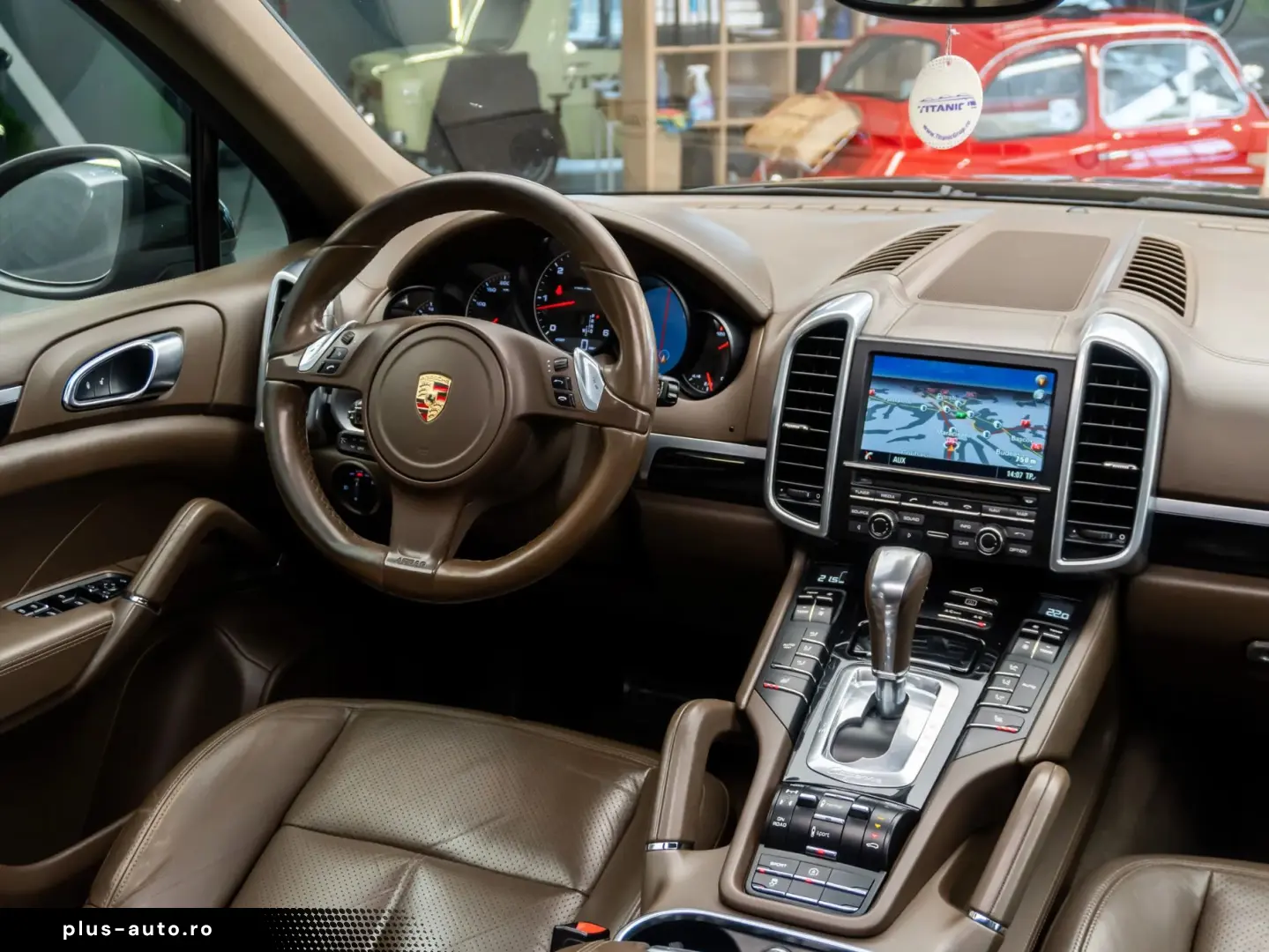 Porsche Cayenne 3.0 Diesel 2013 • Diesel • Automat • LED • N