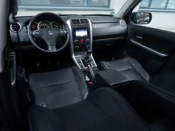 Suzuki Grand-Vitara