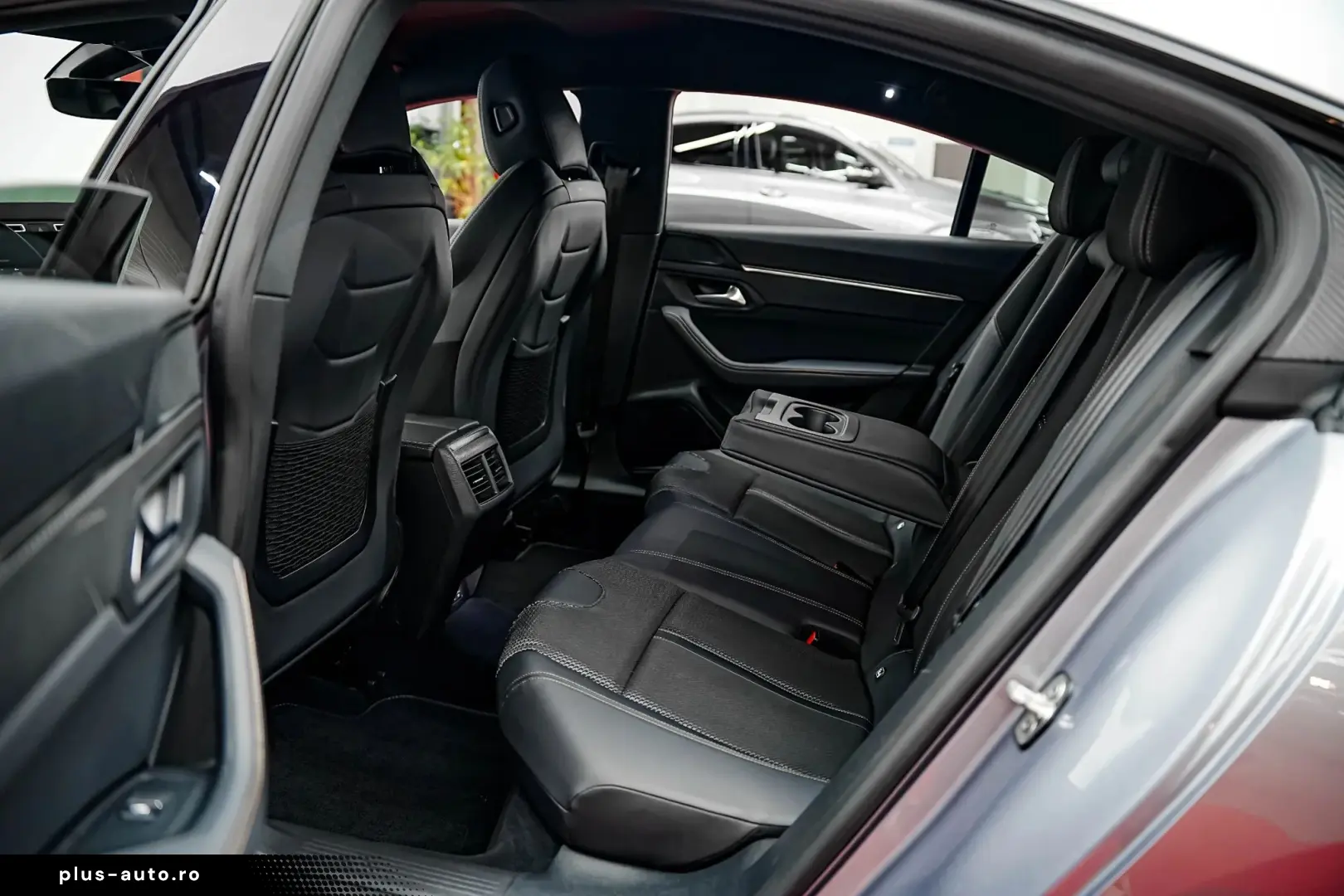 Peugeot 508 Gen-I-2010-2018