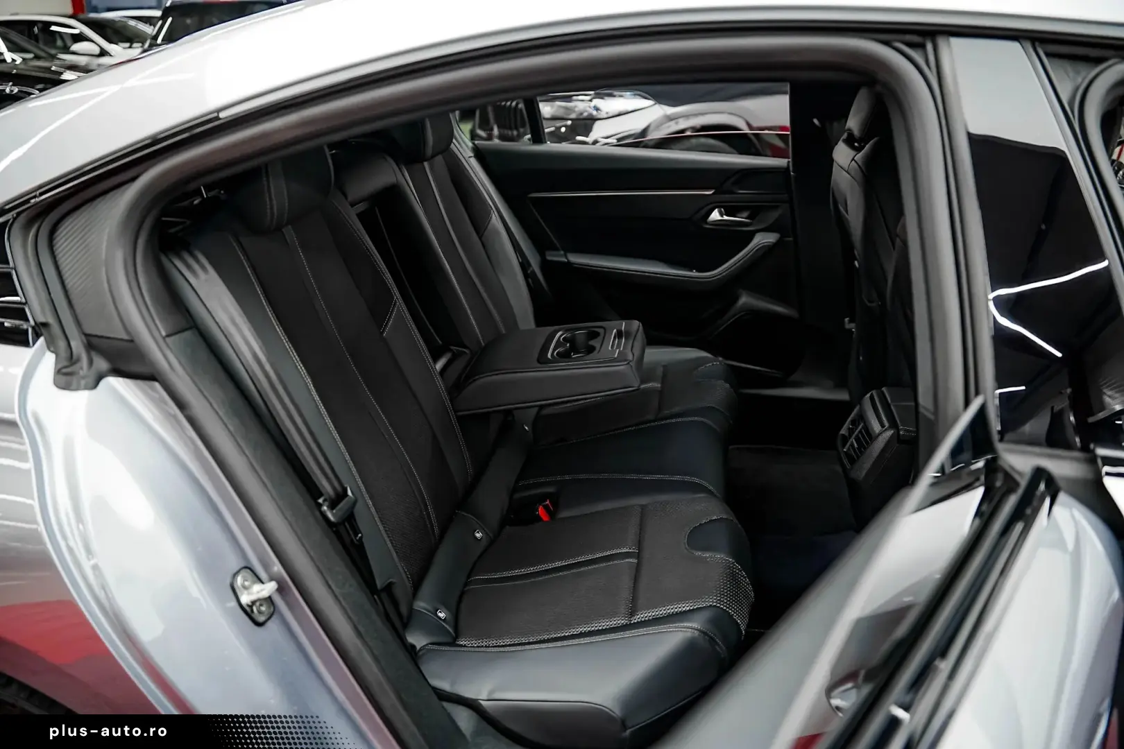 Peugeot 508 Gen-I-2010-2018