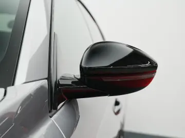 Peugeot 508 Gen-I-2010-2018