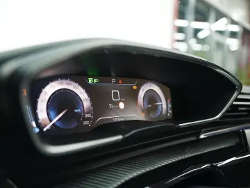 Peugeot 508 Gen-I-2010-2018