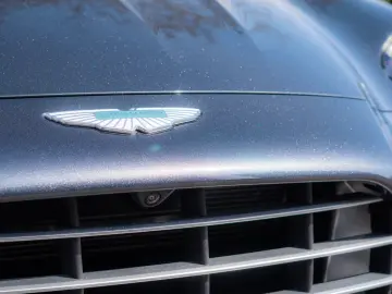 ASTON MARTIN DB12 4.0 V8_R21