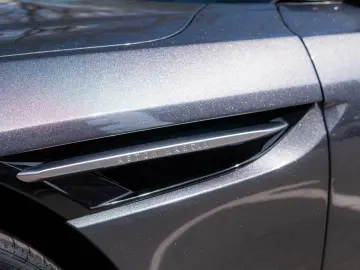 ASTON MARTIN DB12 4.0 V8_R21