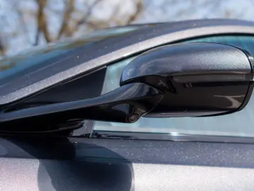 ASTON MARTIN DB12 4.0 V8_R21