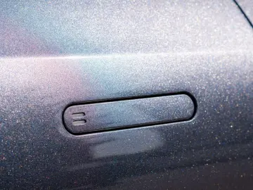 ASTON MARTIN DB12 4.0 V8_R21