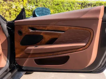 ASTON MARTIN DB12 4.0 V8_R21