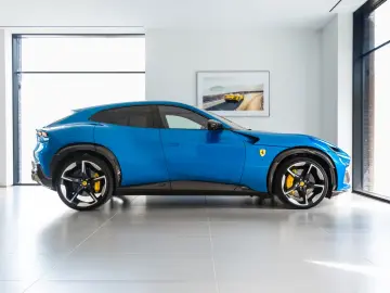 FERRARI Purosangue V12 DCT - Blu Corsa  Visual Carbon