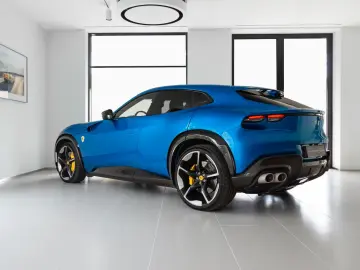 FERRARI Purosangue V12 DCT - Blu Corsa  Visual Carbon