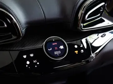 FERRARI Purosangue V12 DCT - Blu Corsa  Visual Carbon