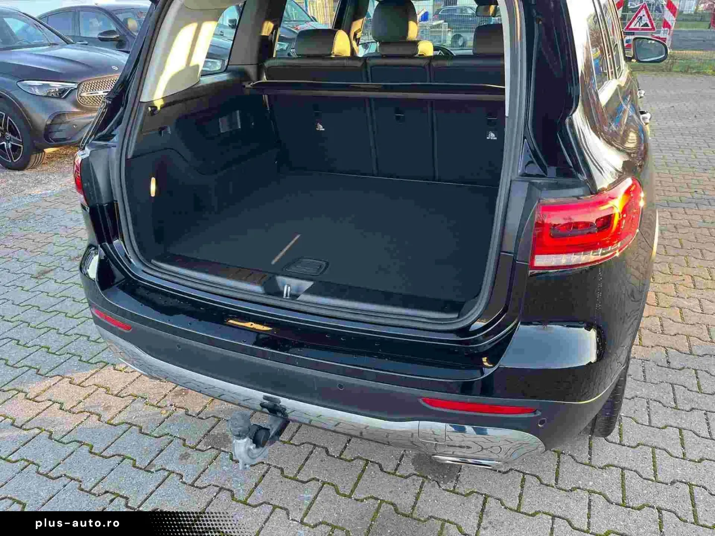 MERCEDES-BENZ GLB 220 d 4M Progresive