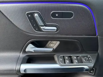 MERCEDES-BENZ GLB 220 d 4M Night Progressive