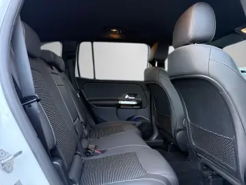 MERCEDES-BENZ GLB 220 d 4M Night Progressive