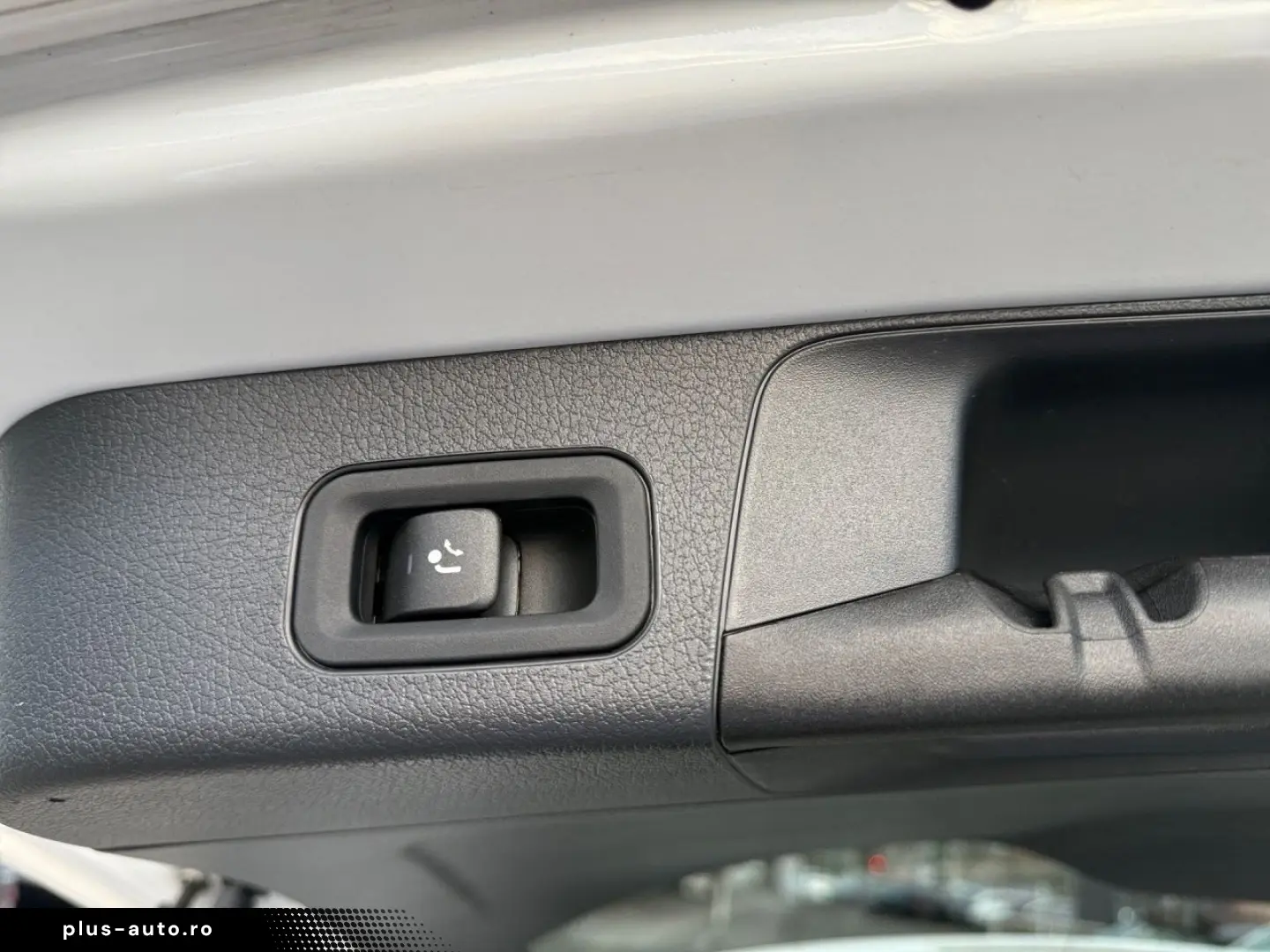 MERCEDES-BENZ GLB 220 d 4M Night Progressive