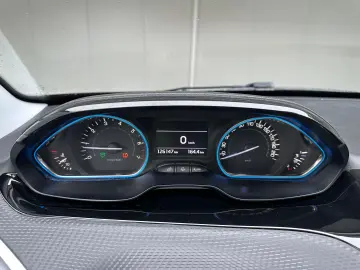 Peugeot 2008 1.2 Benzina 110 CP An 2016