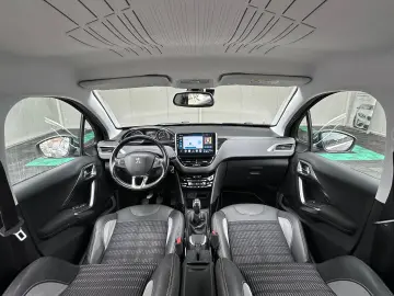 Peugeot 2008 1.2 Benzina 110 CP An 2016