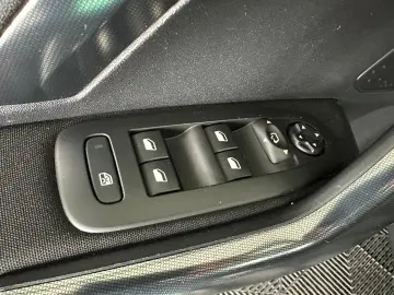 Peugeot 2008 1.2 Benzina 110 CP An 2016