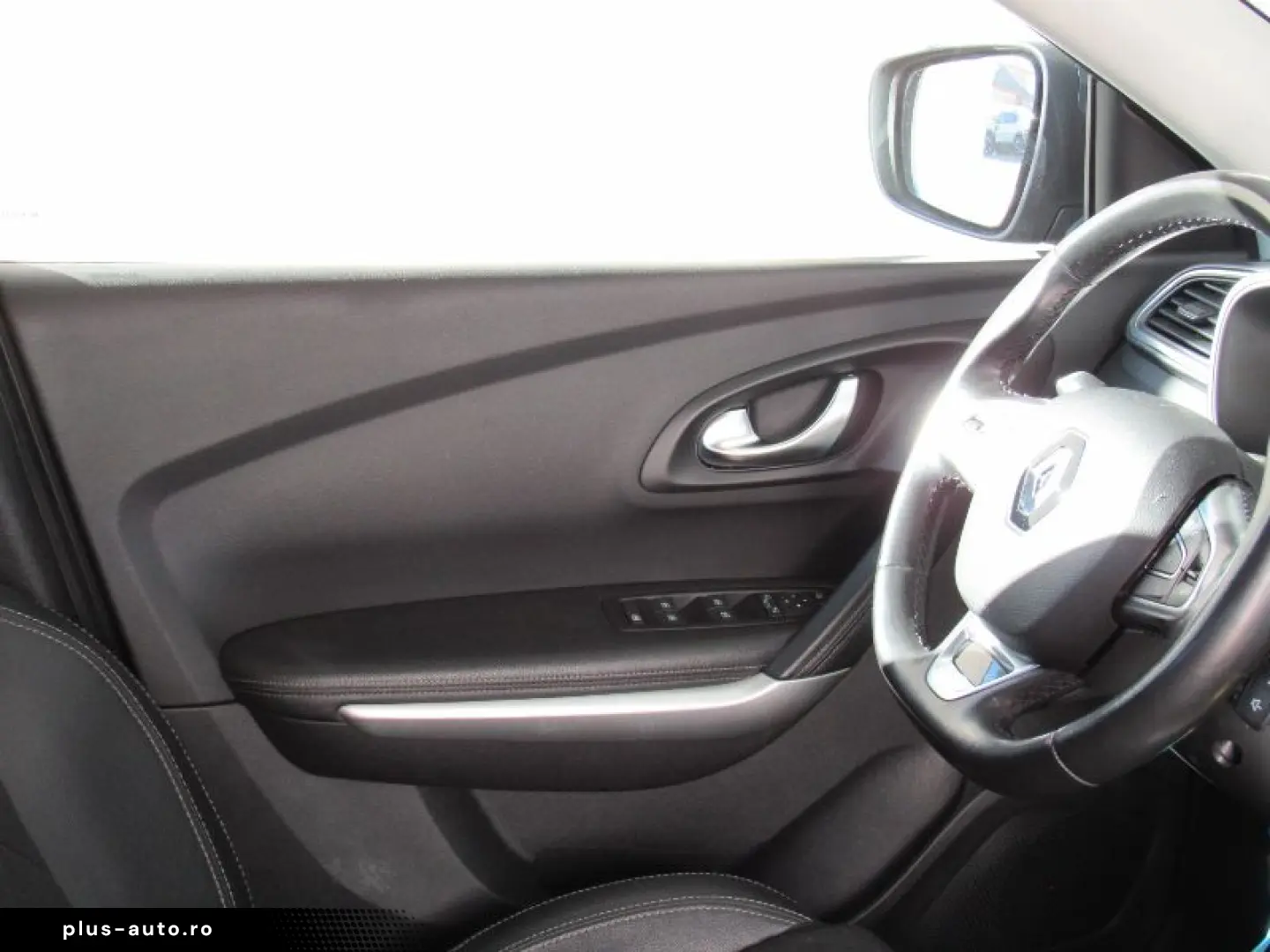 RENAULT KADJAR 1.3 TCe 140CP Zen EDC