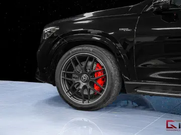 MERCEDES-BENZ GLE 53 AMG HYB 22  Pano Massage Tow ACC Night