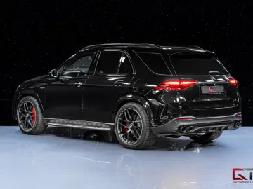 MERCEDES-BENZ GLE 53 AMG HYB 22  Pano Massage Tow ACC Night