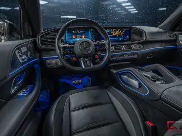 MERCEDES-BENZ GLE 53 AMG HYB 22  Pano Massage Tow ACC Night