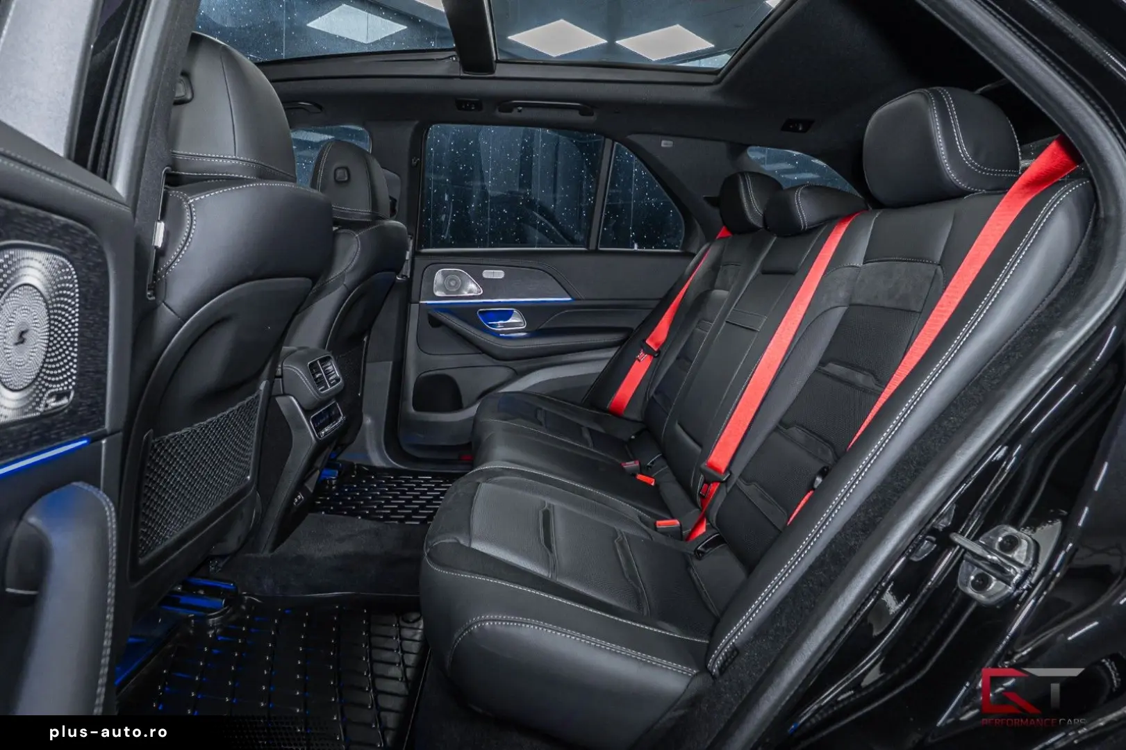 MERCEDES-BENZ GLE 53 AMG HYB 22  Pano Massage Tow ACC Night