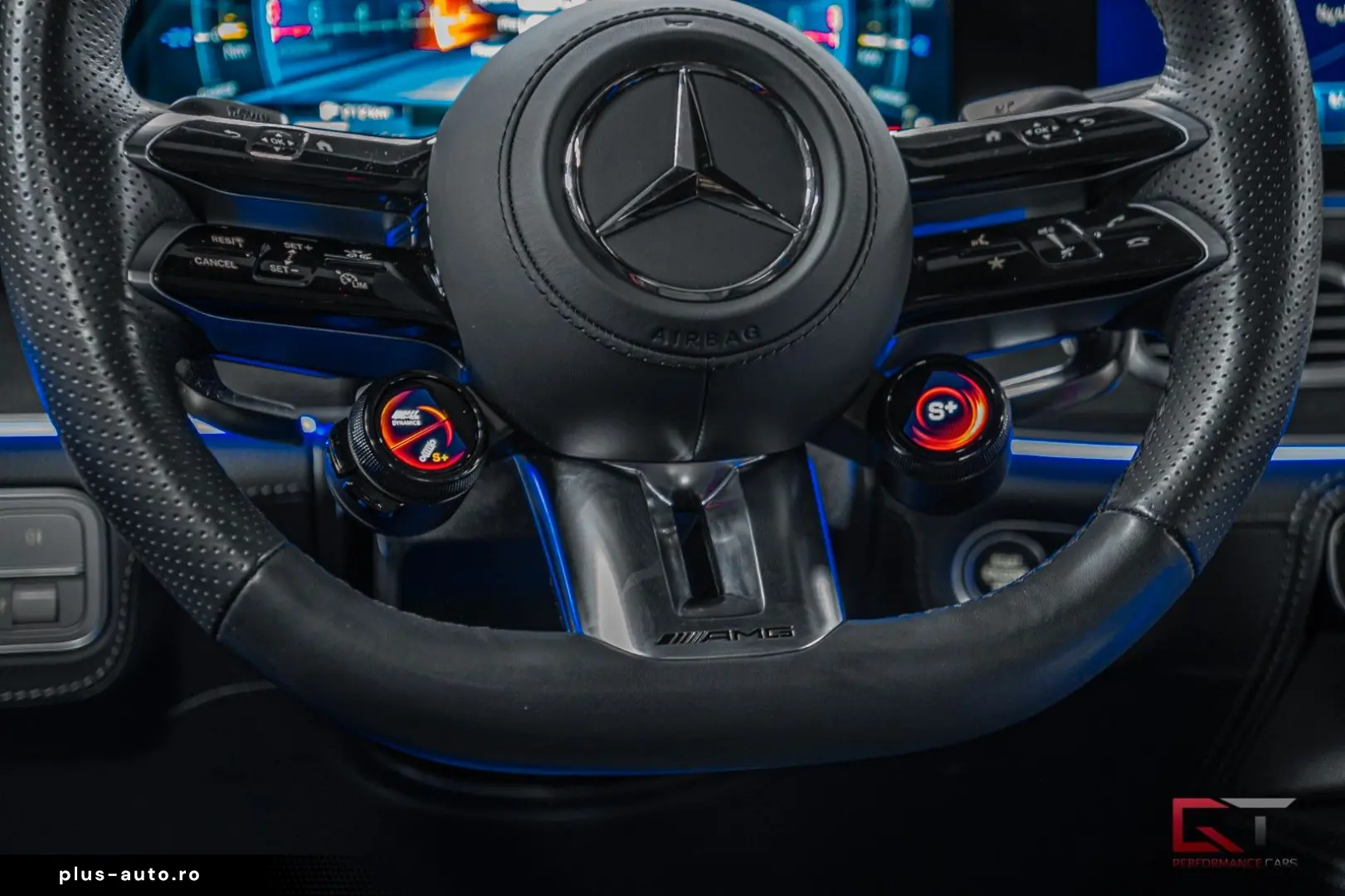 MERCEDES-BENZ GLE 53 AMG HYB 22  Pano Massage Tow ACC Night