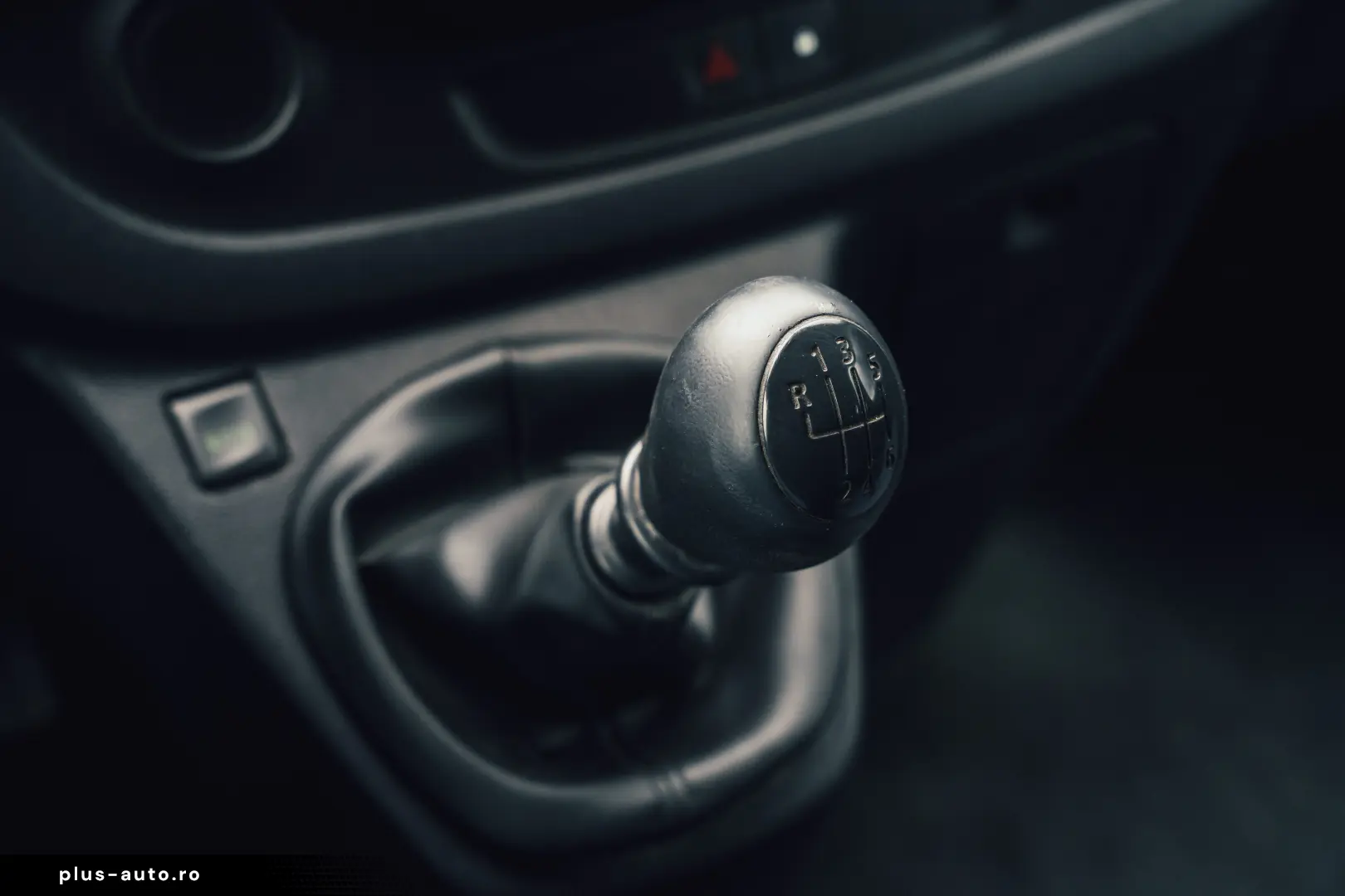 Opel Vivaro 1.6 diesel 125 CP