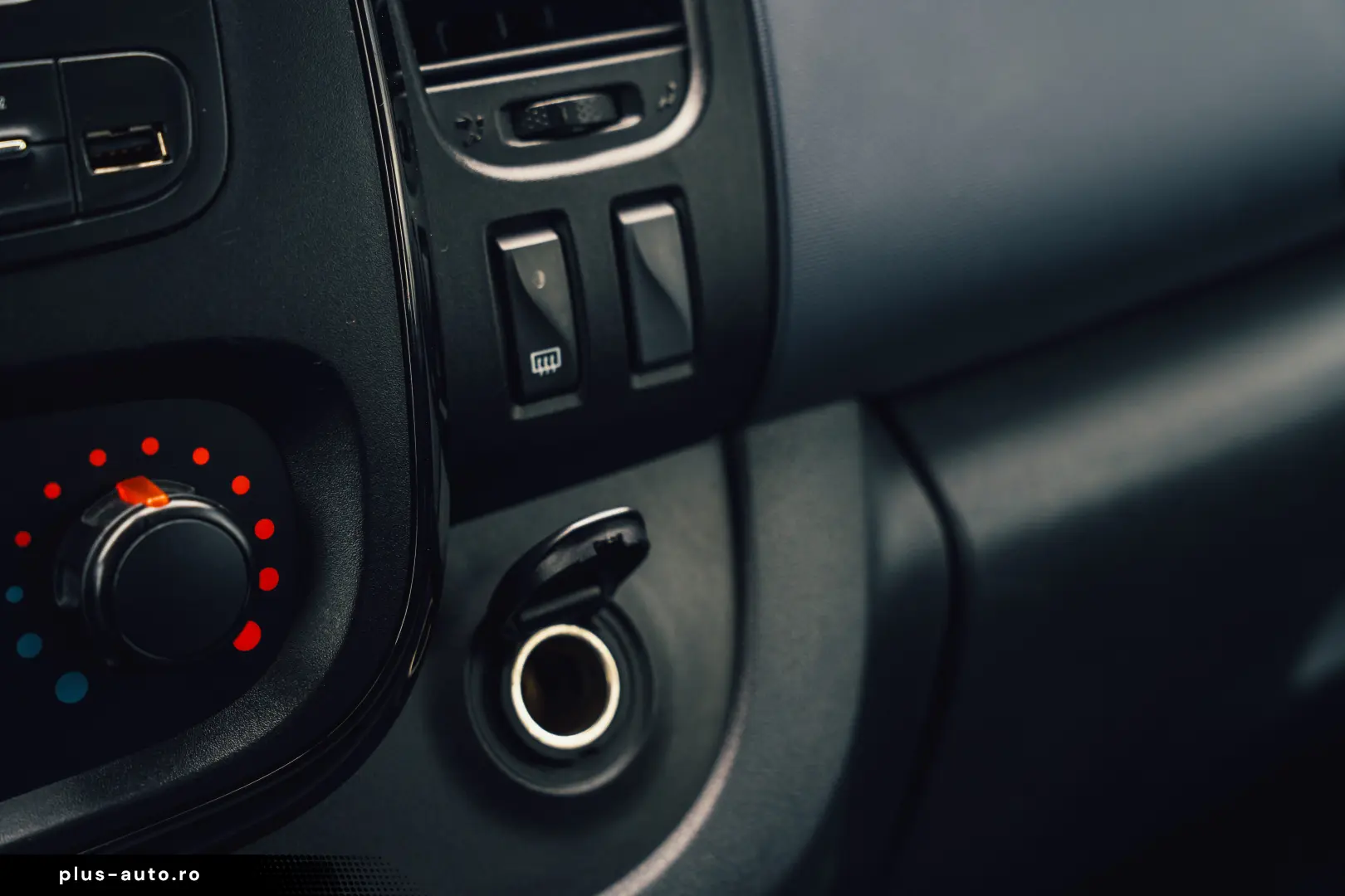 Opel Vivaro 1.6 diesel 125 CP