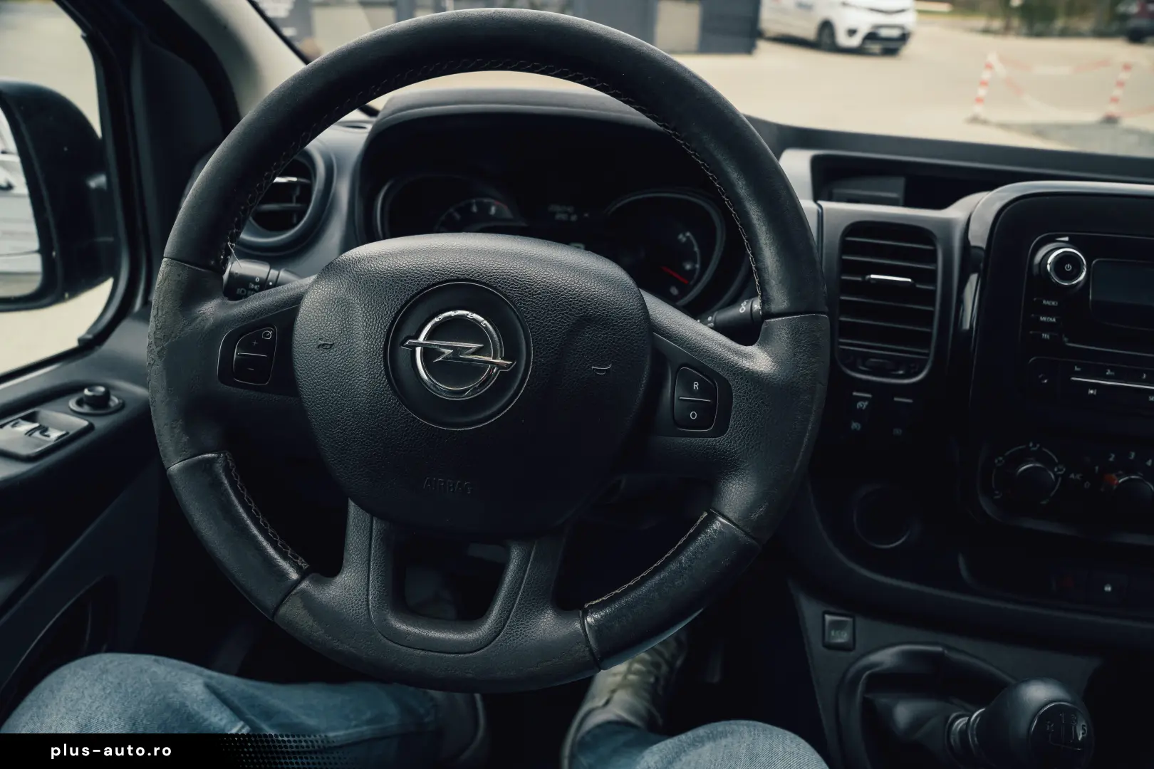 Opel Vivaro 1.6 diesel 125 CP