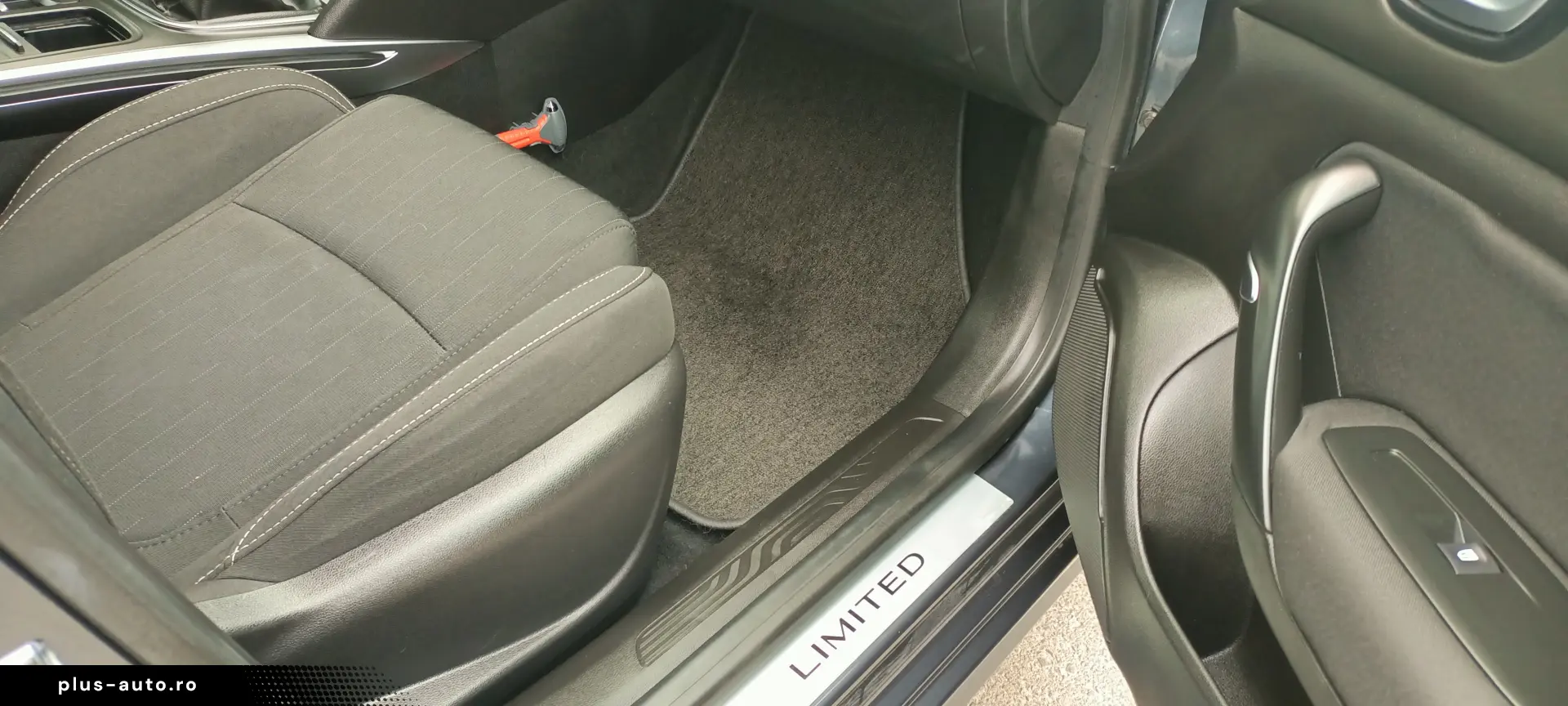 Renault Megane Estate 1.33 Tce Limited 2020 RAR  Garanție