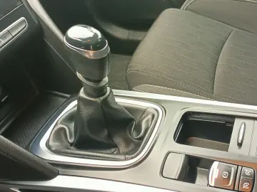 Renault Megane Estate 1.33 Tce Limited 2020 RAR  Garanție